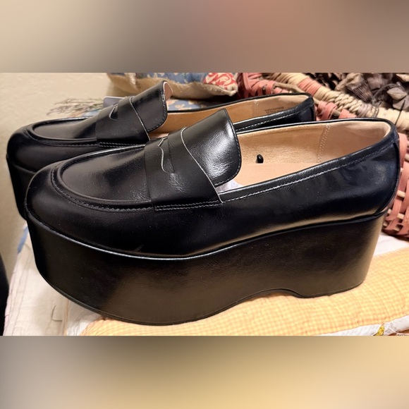 Scoop Shoes - Scoop Penny Loafers in Black Vegan Leather Platform Style Memory Foam Size 11